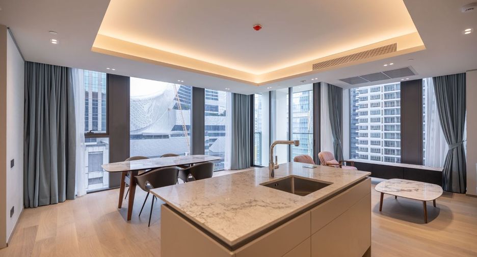 For rent 2 bedrooms apartment in Pathum Wan, Bangkok