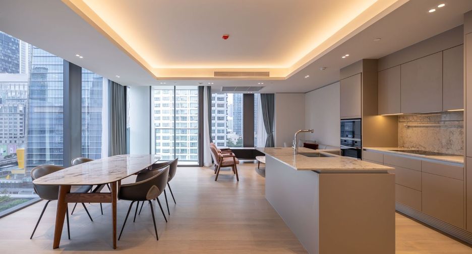 For rent 2 bedrooms apartment in Pathum Wan, Bangkok