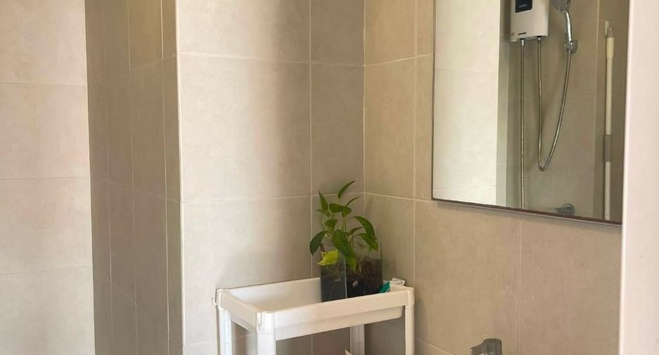 Condo en alquiler de 1 habitaciones en Bang Lamung, Chonburi