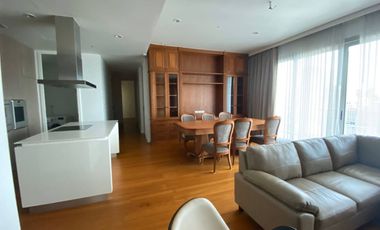 For rent 3 bedrooms apartment in Pathum Wan, Bangkok