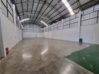 For rent 2 bedrooms warehouse in Bang Len, Nakhon Pathom