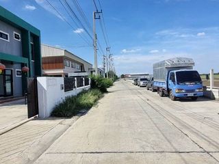 For rent 2 bedrooms warehouse in Bang Len, Nakhon Pathom