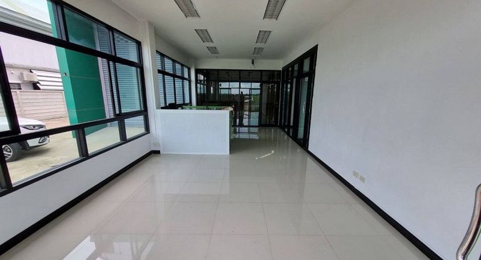 For rent 2 bedrooms warehouse in Bang Len, Nakhon Pathom