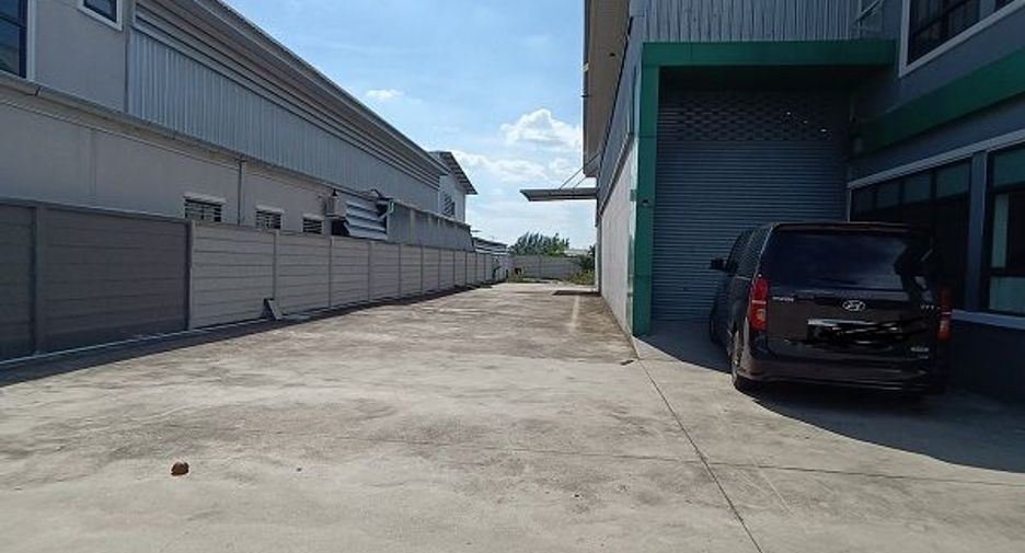 For rent 2 bedrooms warehouse in Bang Len, Nakhon Pathom
