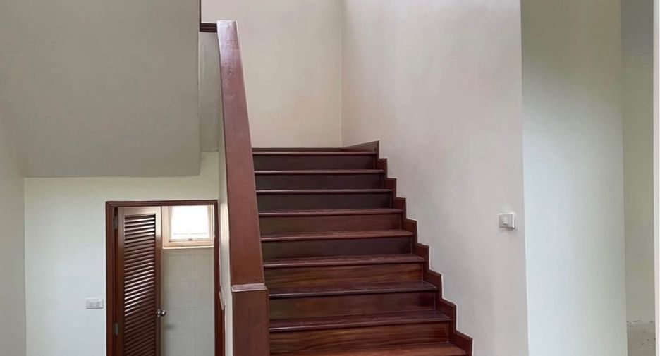For rent 4 bedrooms house in Suan Luang, Bangkok
