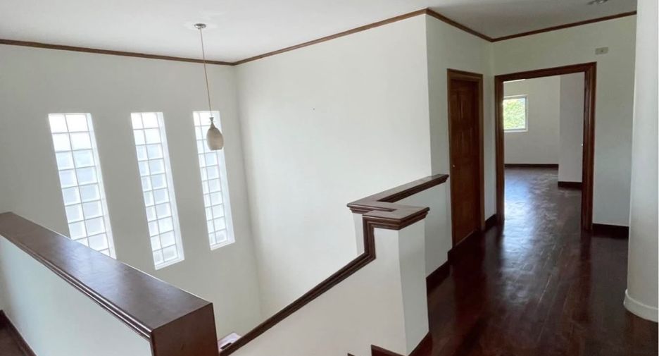 For rent 4 bedrooms house in Suan Luang, Bangkok