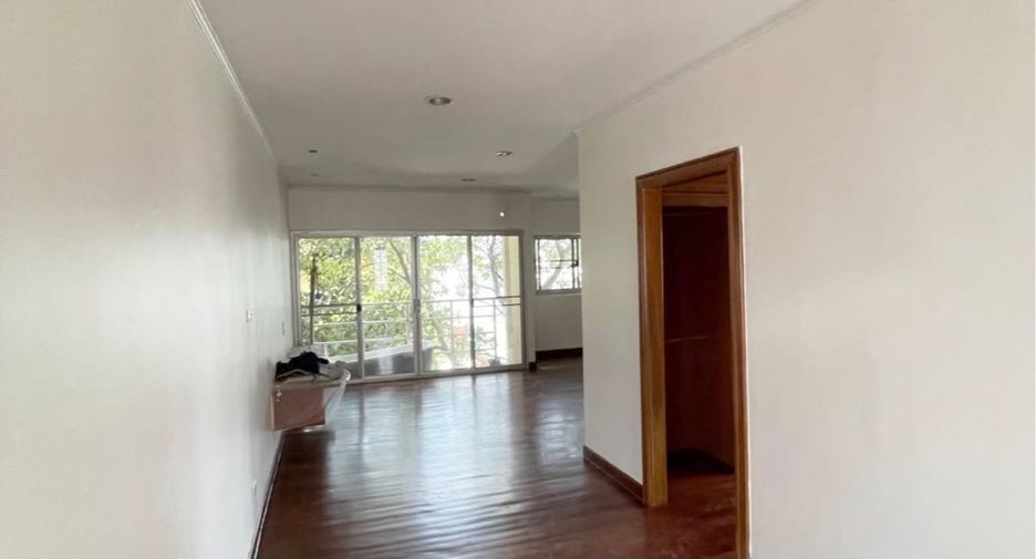 For rent 4 bedrooms house in Suan Luang, Bangkok