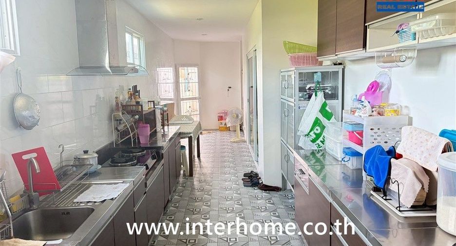 Casa en alquiler y en venta de 6 habitaciones en Khlong Sam Wa, Bangkok