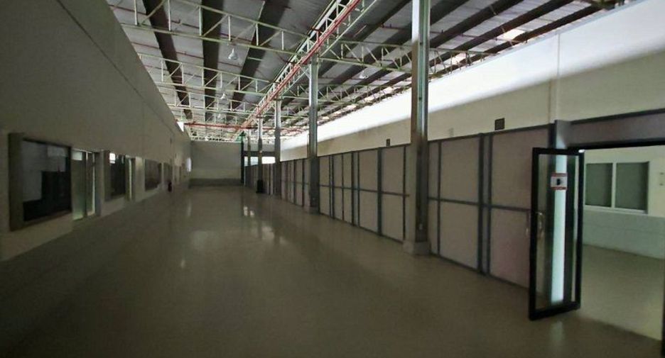 For rent 8 bedrooms warehouse in Bang Yai, Nonthaburi