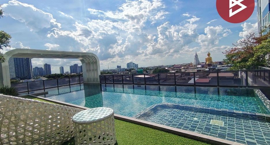 For rent and for sale 1 bed condo in Thon Buri, Bangkok