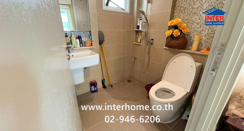 For sale 3 bedrooms house in Mueang Nonthaburi, Nonthaburi
