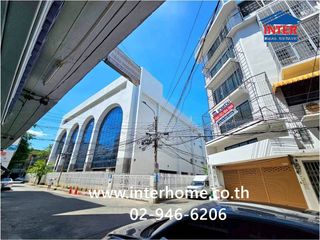 For sale retail Space in Pom Prap Sattru Phai, Bangkok