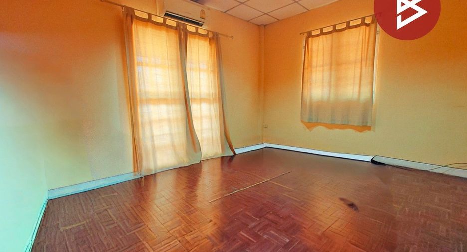 For sale 3 bedrooms house in Sai Mai, Bangkok