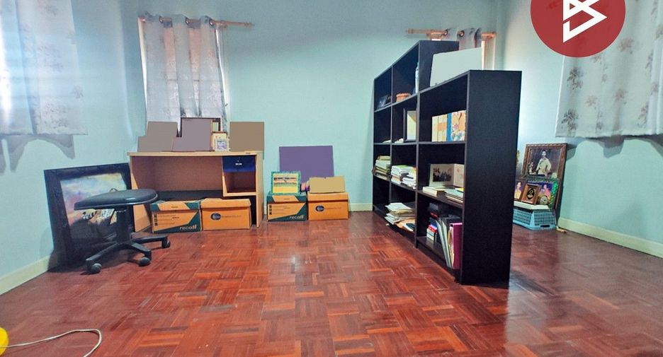 For sale 3 bedrooms house in Sai Mai, Bangkok