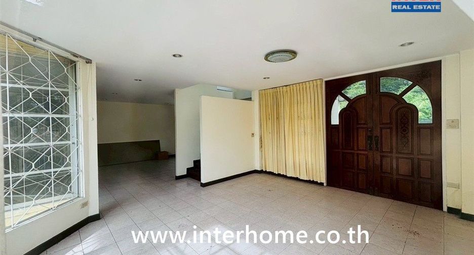 For sale 3 bedrooms house in Nong Chok, Bangkok