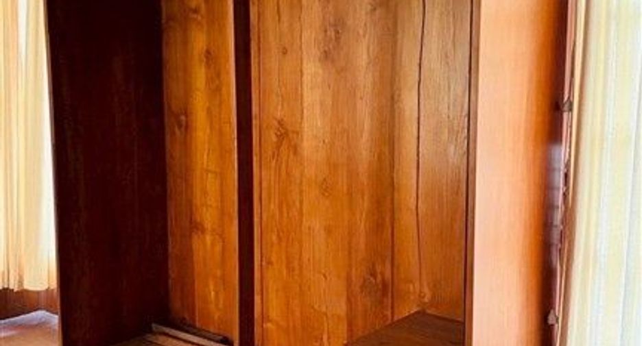 For sale 3 bedrooms house in Nong Chok, Bangkok