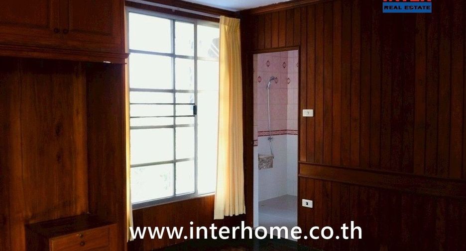 For sale 3 bedrooms house in Nong Chok, Bangkok