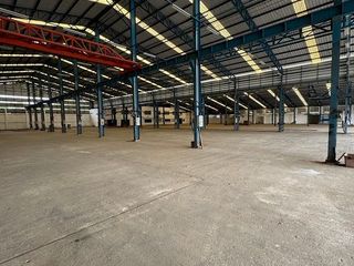 For rent 4 bedrooms warehouse in Mueang Nakhon Pathom, Nakhon Pathom