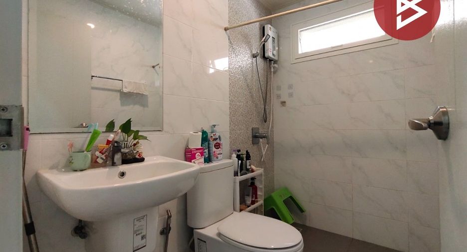 For sale 4 bedrooms house in Lam Luk Ka, Pathum Thani