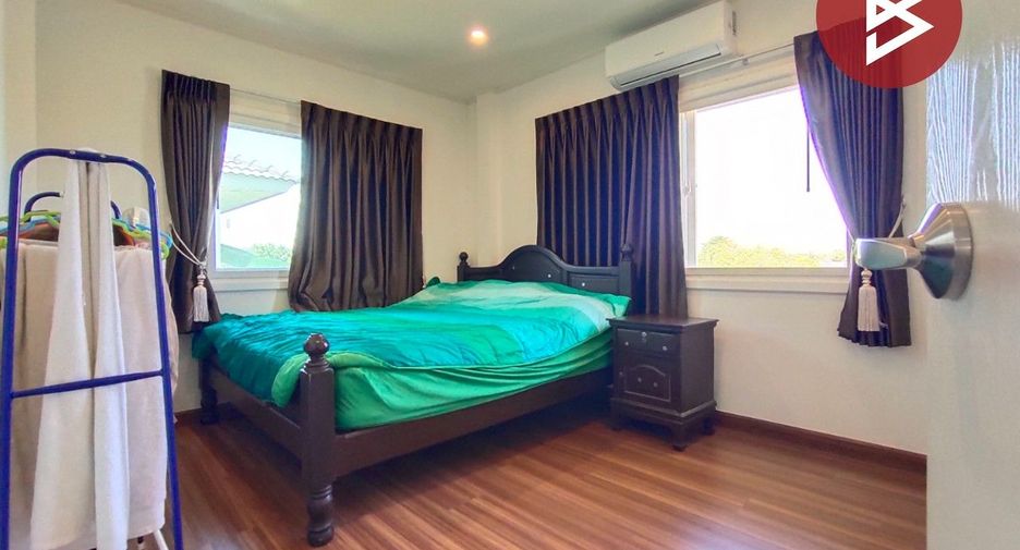 For sale 4 bedrooms house in Lam Luk Ka, Pathum Thani