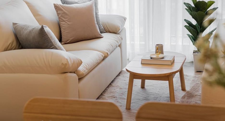 For rent 2 bedrooms condo in Watthana, Bangkok