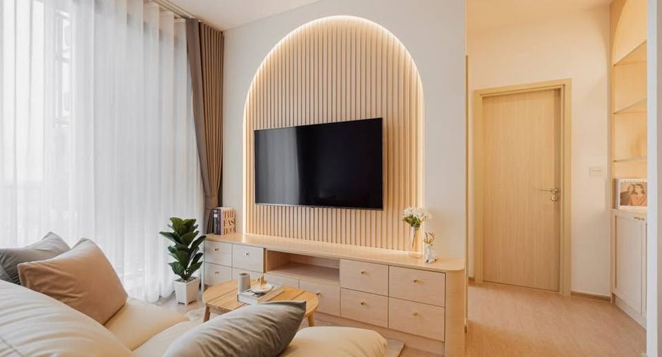 For rent 2 bedrooms condo in Watthana, Bangkok
