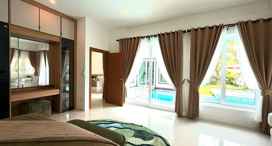 For sale 3 bedrooms villa in Bang Lamung, Chonburi