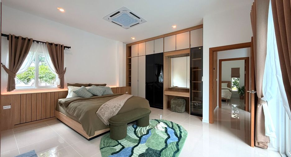 For sale 3 bedrooms villa in Bang Lamung, Chonburi