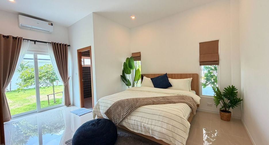 For sale 3 bedrooms villa in Bang Lamung, Chonburi