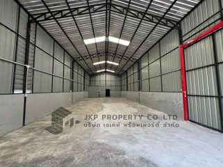 For rent warehouse in Chatuchak, Bangkok