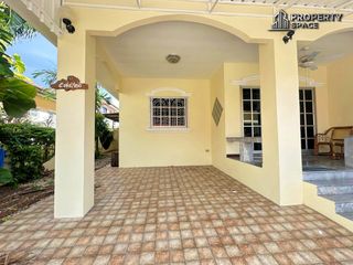 Casa en alquiler y en venta de 3 habitaciones en Bang Lamung, Chonburi