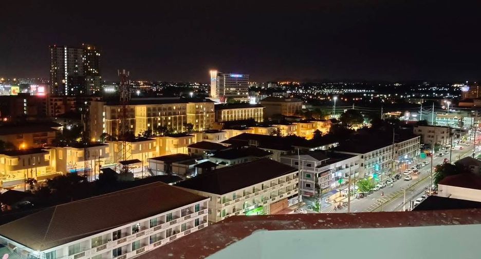 For rent 3 bedrooms condo in Jomtien, Pattaya