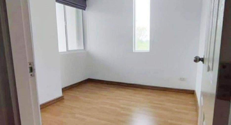 出售 3 卧室 联排别墅 在 Bang Phli, Samut Prakan