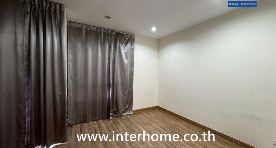 Reihenhaus zum Kauf mit 3 Zimmer in Suan Luang, Bangkok