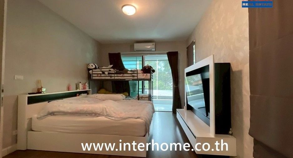 Haus zum Kauf mit 4 Zimmer in Khlong Sam Wa, Bangkok
