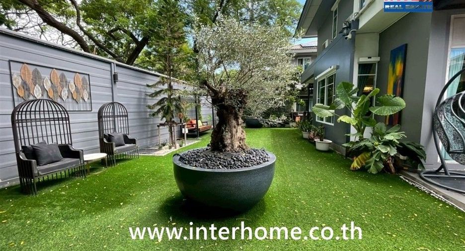 Haus zum Kauf mit 4 Zimmer in Khlong Sam Wa, Bangkok