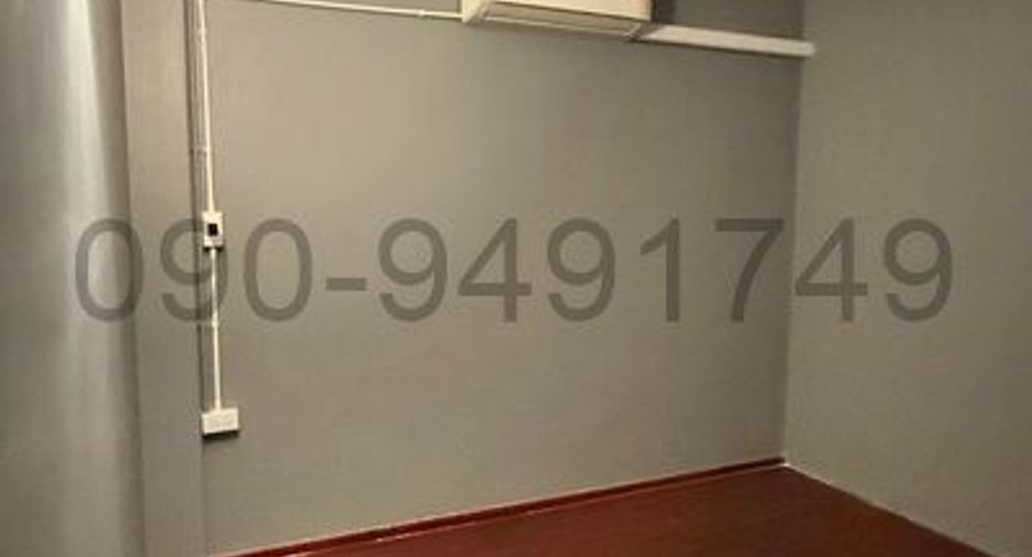 For rent 10 bedrooms retail Space in Khan Na Yao, Bangkok