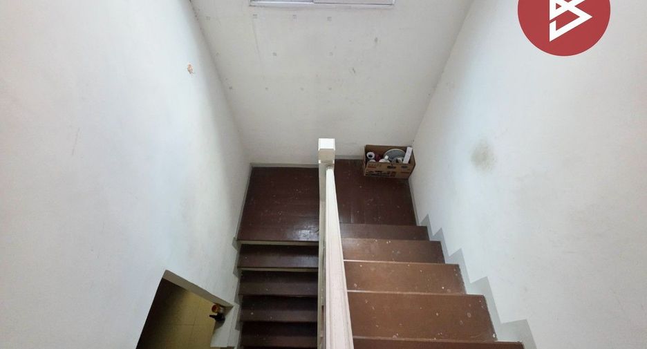 For sale 3 bedrooms townhouse in Phra Samut Chedi, Samut Prakan