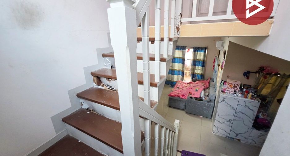 For sale 3 bedrooms townhouse in Phra Samut Chedi, Samut Prakan