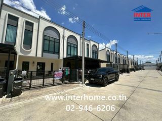 Casa adosada en venta de 4 habitaciones en Lam Luk Ka, Pathum Thani