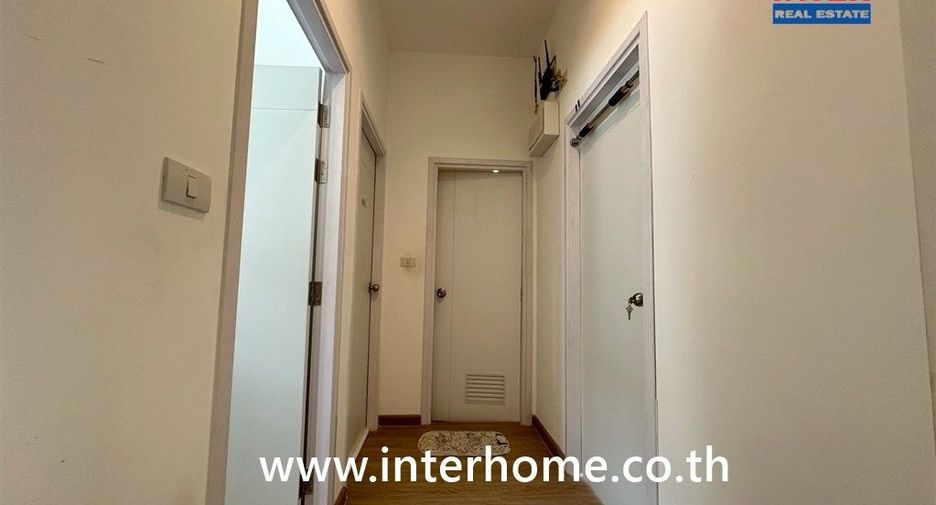 Casa adosada en venta de 4 habitaciones en Lam Luk Ka, Pathum Thani