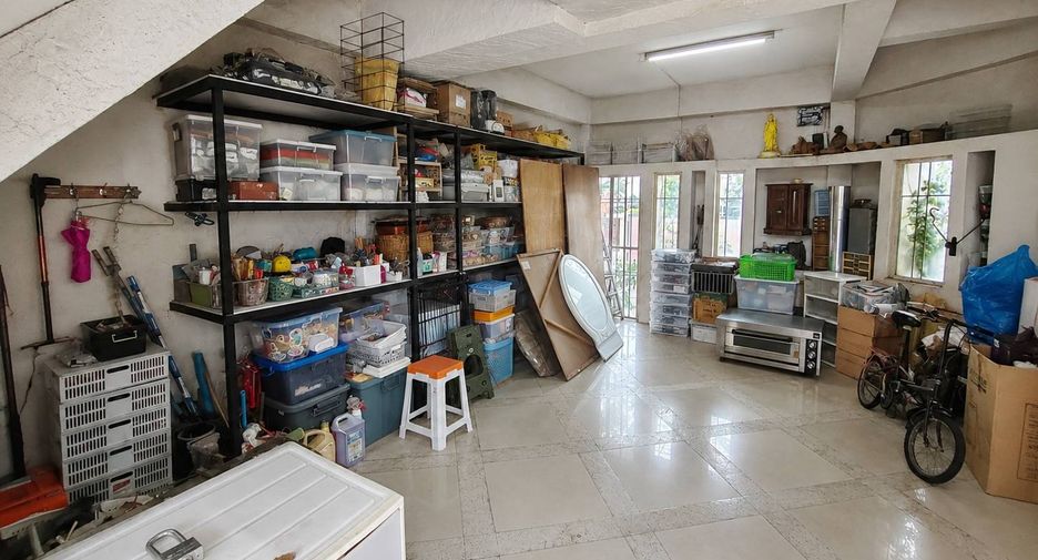 Casa adosada en venta de 3 habitaciones en Chatuchak, Bangkok