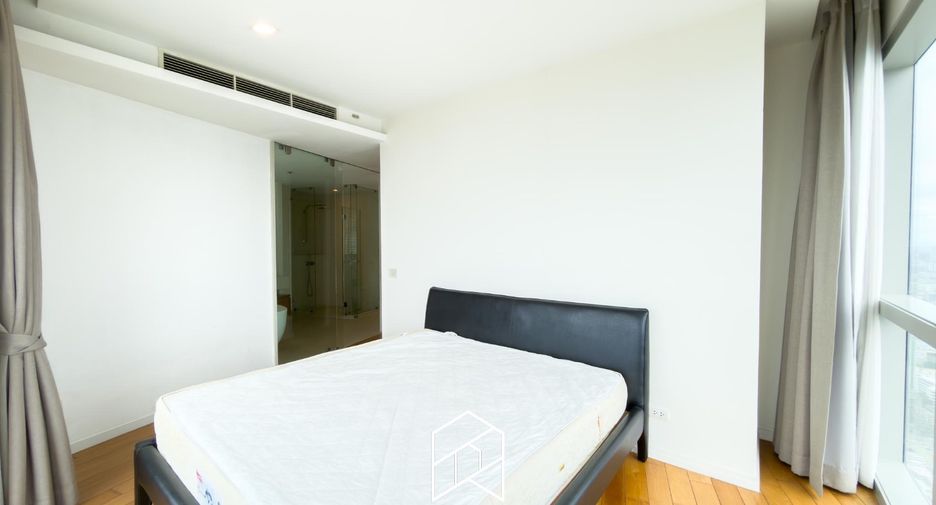 À louer et à vendre 3 chambres condo à Sathon, Bangkok