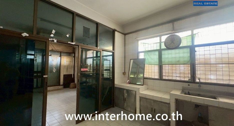 Terreno en venta en Bangkok Noi, Bangkok