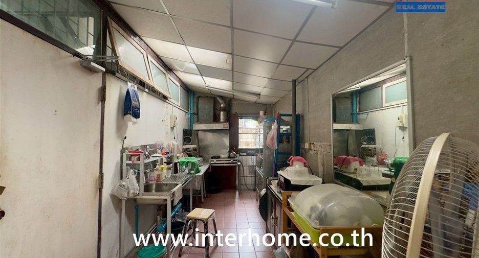 Terreno en venta en Bangkok Noi, Bangkok