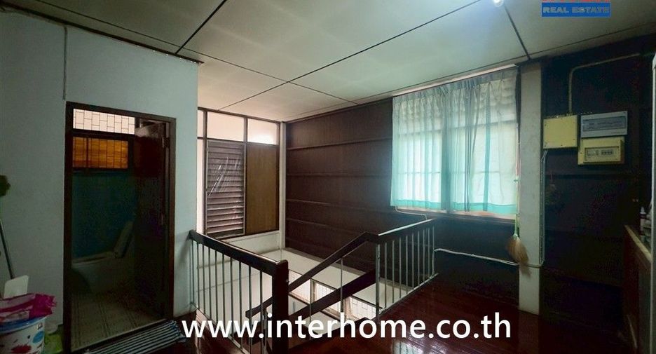 Terreno en venta en Bangkok Noi, Bangkok
