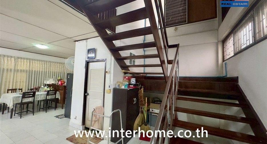 Terreno en venta en Bangkok Noi, Bangkok
