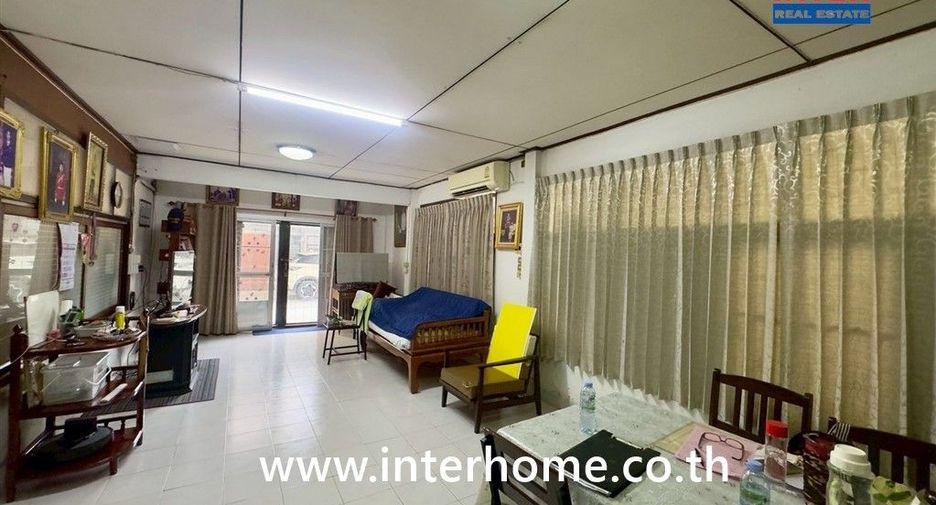 Terreno en venta en Bangkok Noi, Bangkok