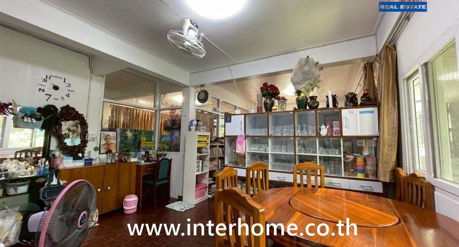 For sale 5 bedrooms house in Bang Khen, Bangkok