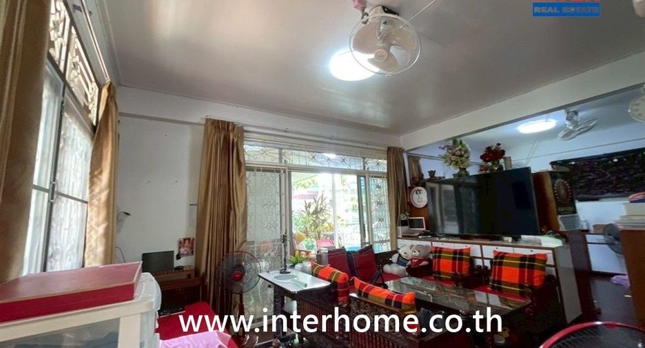 For sale 5 bedrooms house in Bang Khen, Bangkok